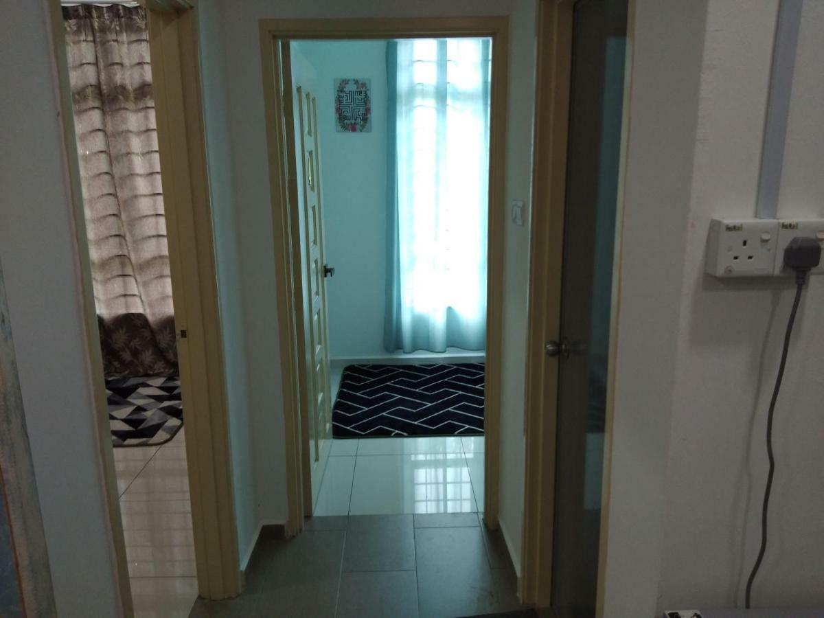 Z&M Homestay Jertih Exterior foto